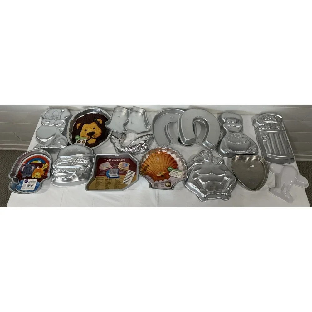 Vintage Lot Of 39 WILTON Aluminum Cake Pan Flintstone Sesame Street Barney& More